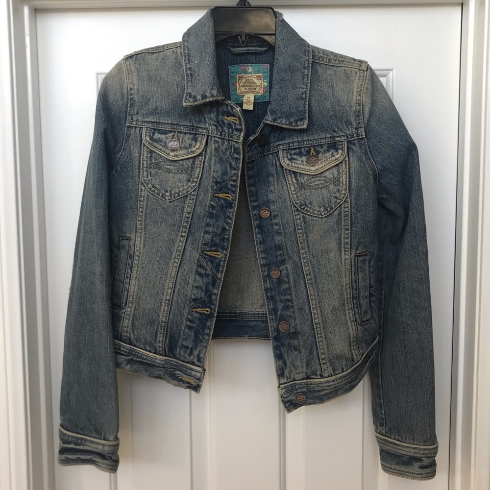 NEW Abercrombie & Fitch Denim Chambray Jacket